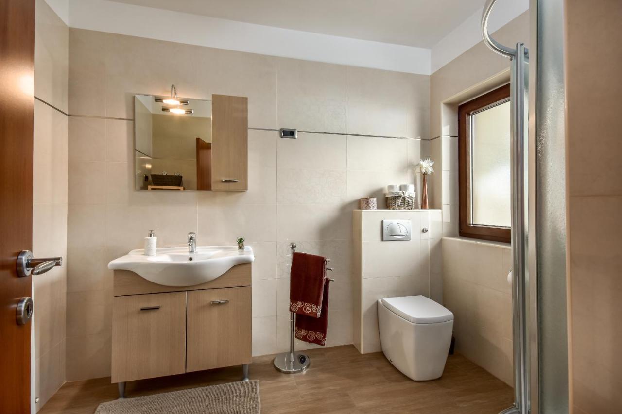 Apartman Grabar Roc Luaran gambar